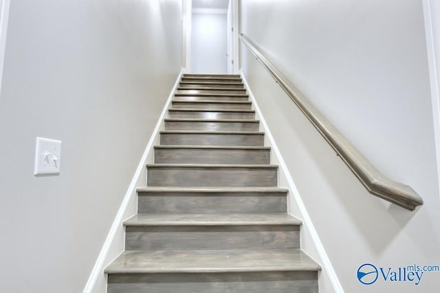 HUNTINGTONB Newby Chapel Rd, Athens, AL 35613 - view of stairs