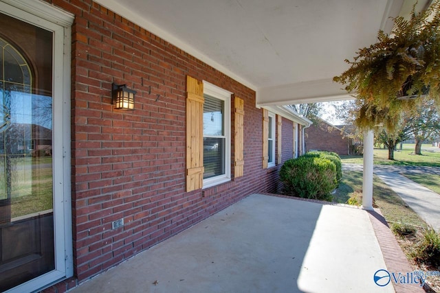 view of patio featuring covered porch