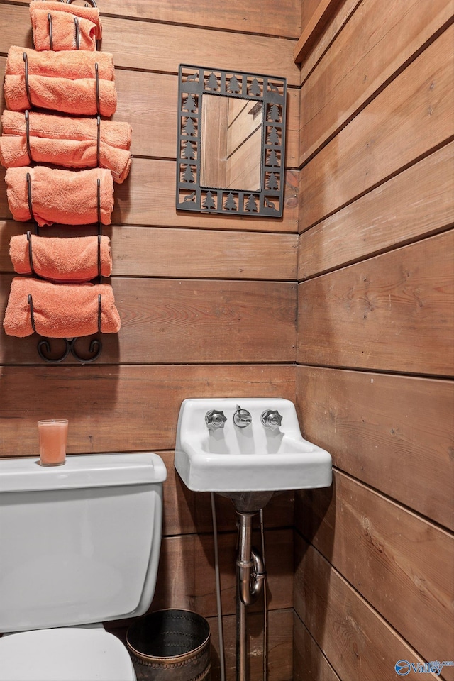 LOT1 Moon Lake Rd, Mentone, AL 35984 - half bath with wooden walls and toilet