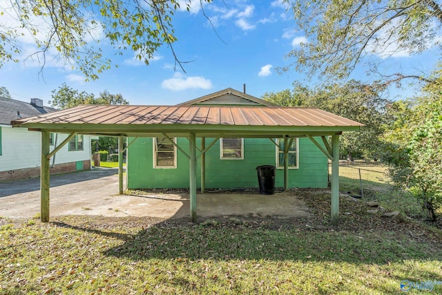 view of property exterior