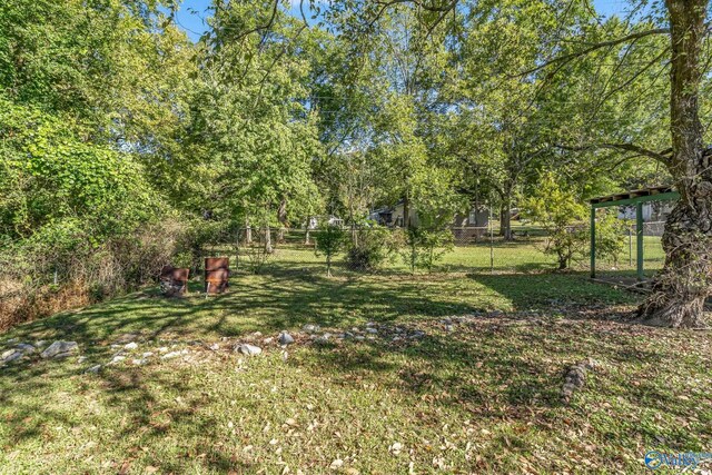 1013 Hermosa Ave, Gadsden, AL 35901 - view of yard with fence
