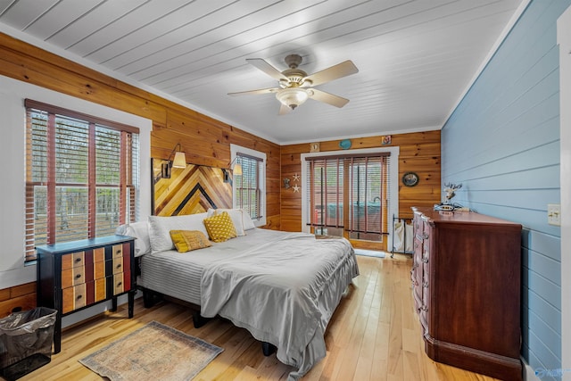 bedroom featuring a ceiling fan and light wood-style floors