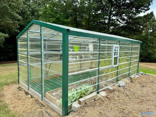 view of outdoor structure