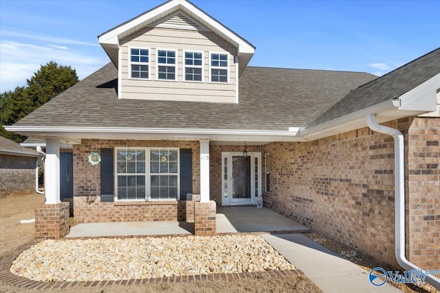 view of front of property featuring a porch