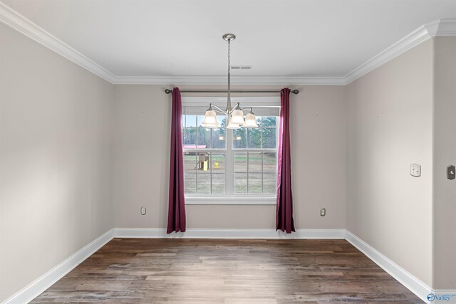 bedroom with multiple windows, ornamental molding, dark hardwood / wood-style floors, and ceiling fan