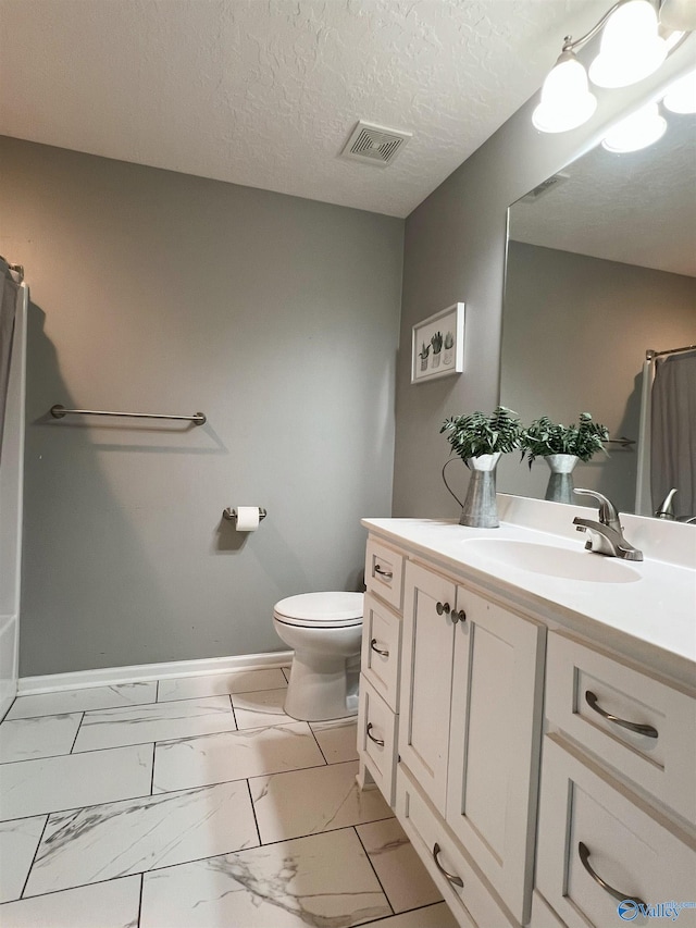 1575 Cottage Ln, Southside, AL 35907 - full bath with marble look tiles, vanity, toilet, baseboards, and curtained shower