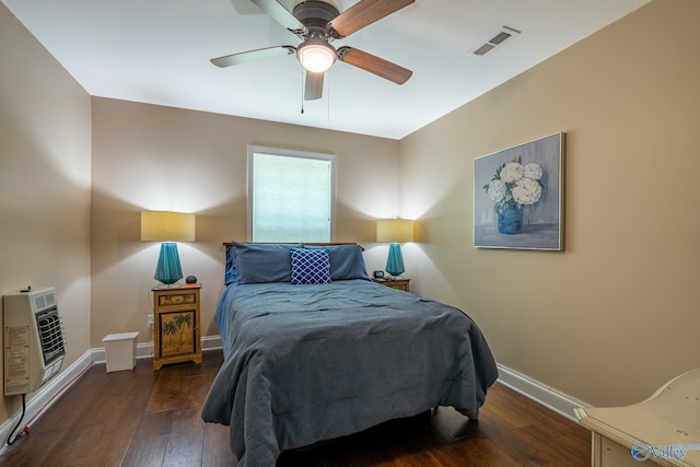 915 County Road 349, Leesburg, AL 35983 - bedroom with hardwood / wood-style floors, baseboards, heating unit, and visible vents