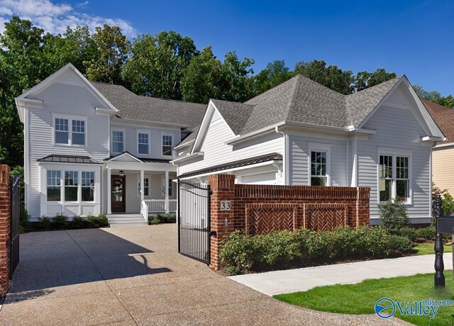 view of front of house with covered porch