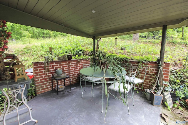 view of patio / terrace featuring outdoor dining area