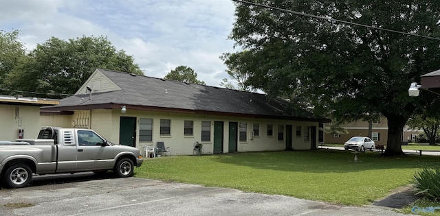 3004 SW Clopton St Unit 28, Huntsville, AL 35805 - ranch-style house featuring concrete block siding and a front yard