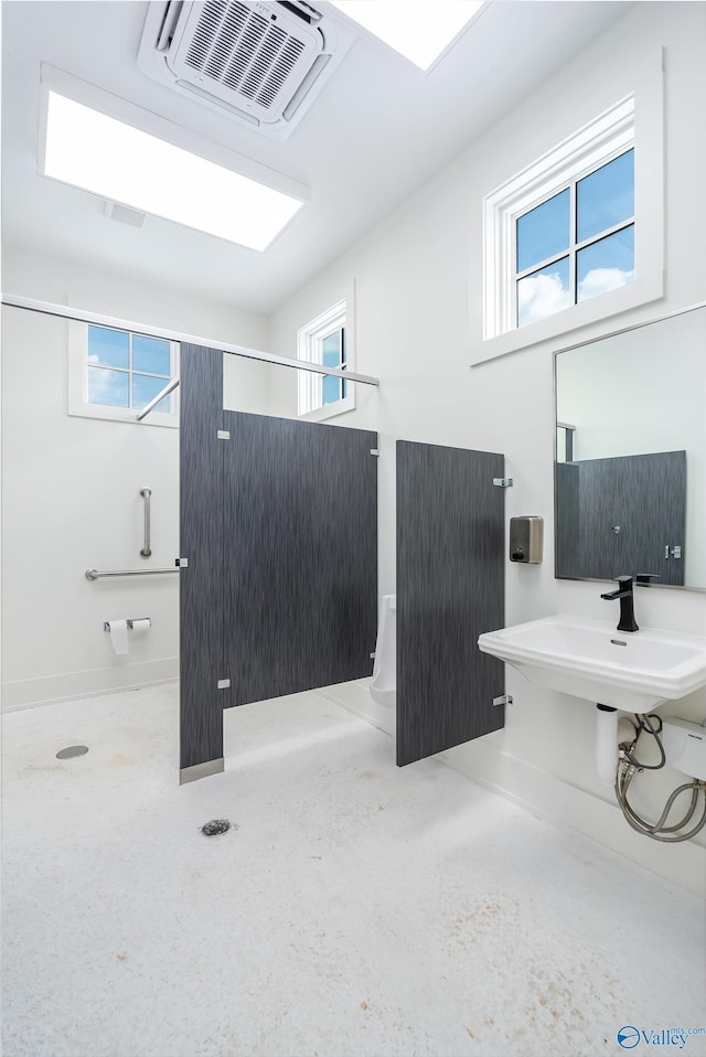 152 Knockash Hl, Madison, AL 35756 - bathroom with baseboards
