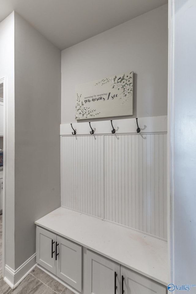 mudroom featuring baseboards