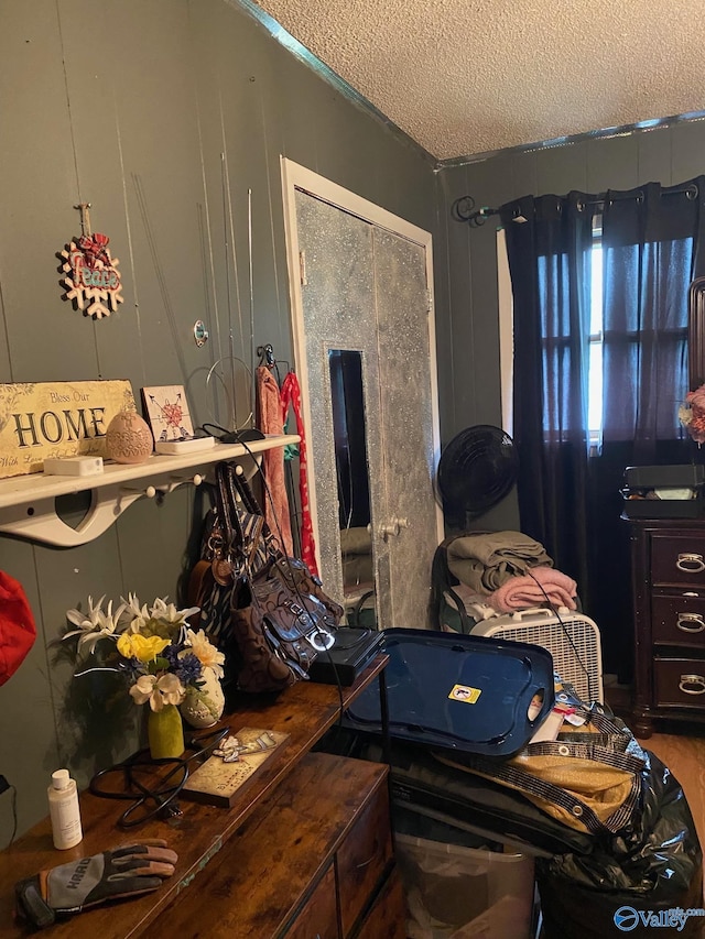 121 County Road 575, Rogersville, AL 35652 - bedroom featuring a textured ceiling