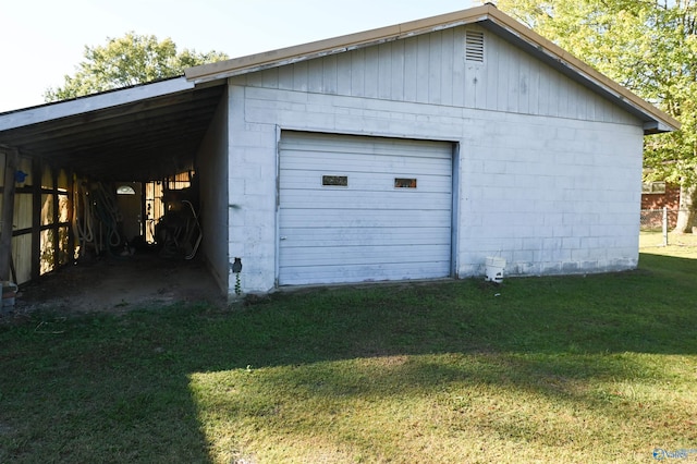 garage featuring fence