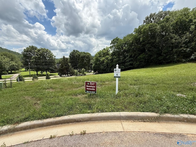 4600 Stone Mont Dr, Huntsville, AL 35741