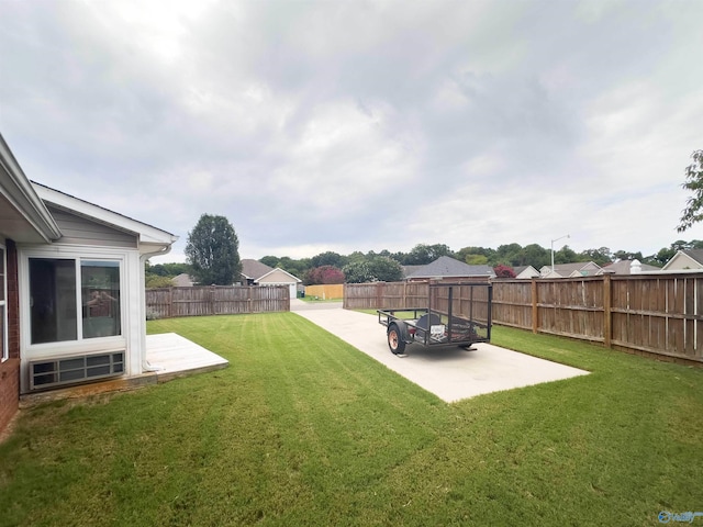 view of yard featuring a patio