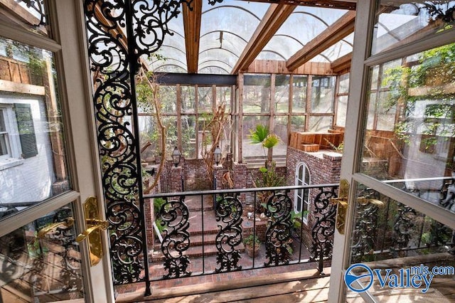 view of sunroom / solarium