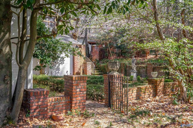 view of yard with a garage