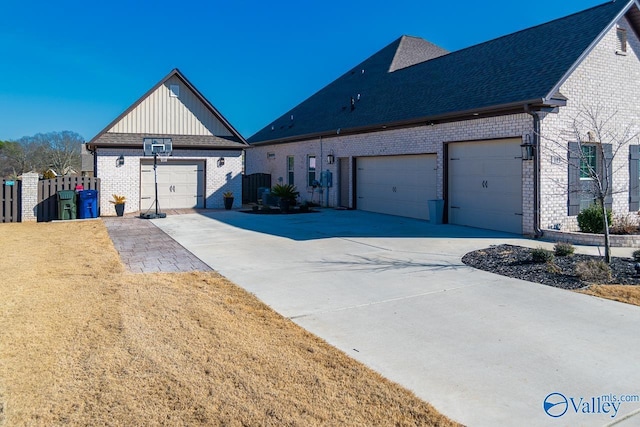 view of front facade with a garage