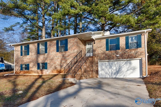 view of front facade with a garage