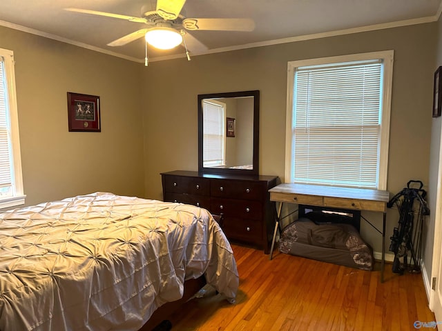 205 Pine Rd, Gadsden, AL 35901 - bedroom featuring wood finished floors, ornamental molding, a ceiling fan, and baseboards