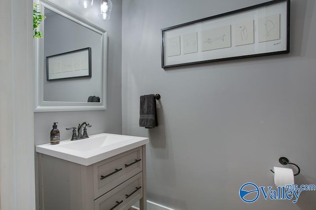 bathroom with vanity