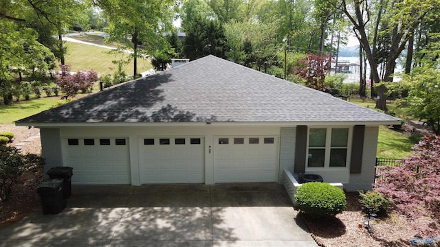 1702 Roseberry Dr, Scottsboro, AL 35769 - garage with concrete driveway