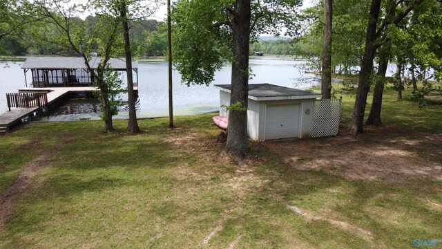 1702 Roseberry Dr, Scottsboro, AL 35769 - view of yard featuring a water view