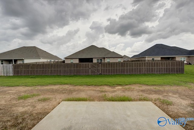 26415 Birkshire Ln, Athens, AL 35613 - view of yard featuring a patio