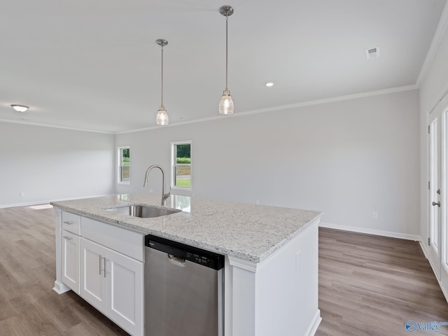 kitchen with stainless steel dishwasher, a sink, crown molding, and wood finished floors