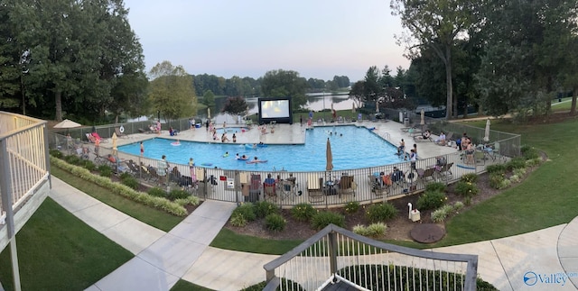 504 Sussex Dr SW, Huntsville, AL 35824 - view of community pool