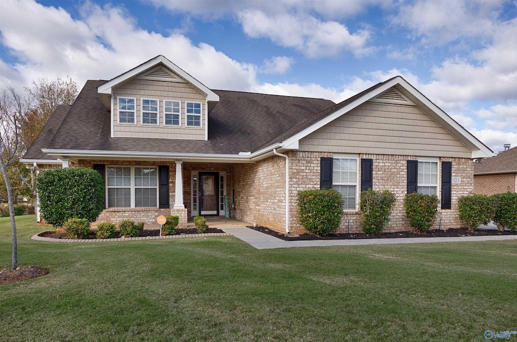 view of front of home with a front lawn