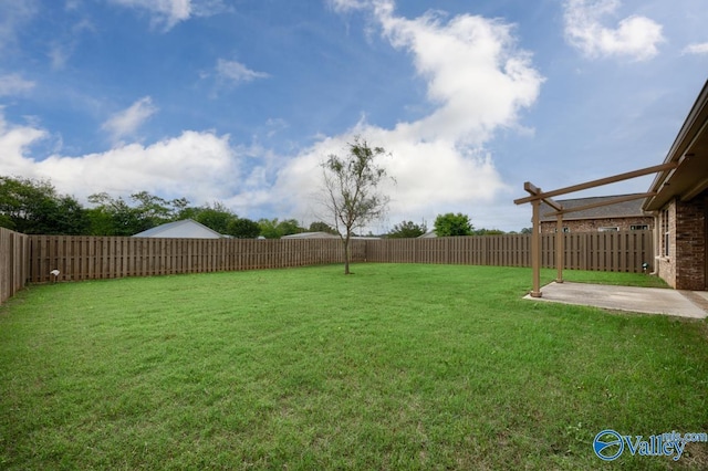 104 Summer Pointe Ln, Madison, AL 35757 - view of yard with a patio area