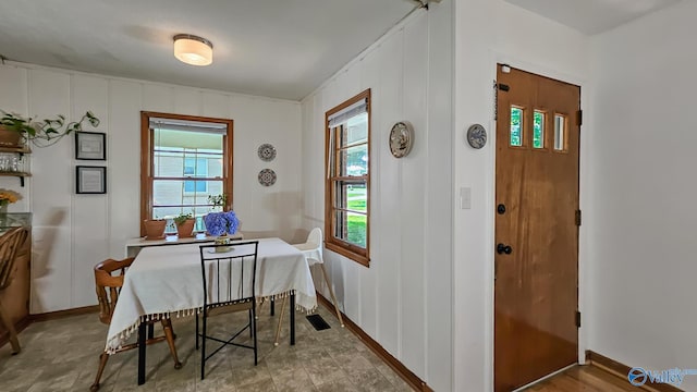 325 Crestview St, Athens, AL 35611 - dining room with healthy amount of natural light