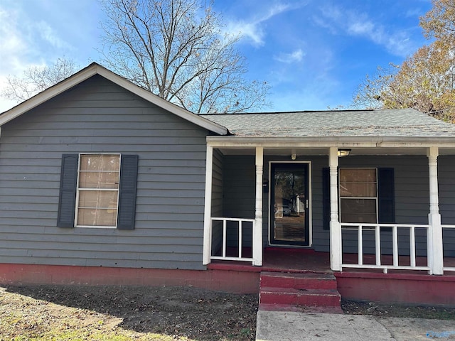 view of front of home with covered porch