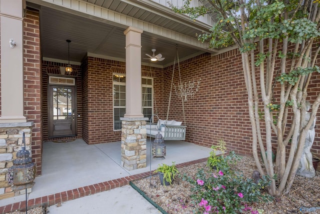 property entrance featuring covered porch