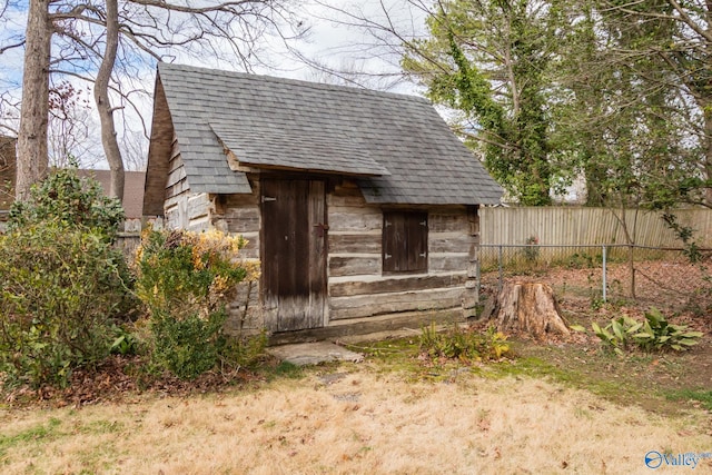 view of outbuilding