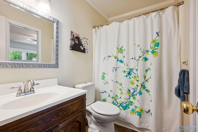 9410 Valley Ln, Huntsville, AL 35803 - full bath featuring vanity, crown molding, toilet, and a shower with shower curtain