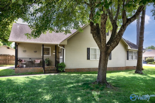 211 Kent Rd SW, Huntsville, AL 35801 - view of front of home with a porch and roof with shingles
