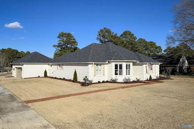 view of front facade with a garage
