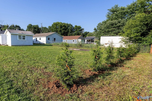 3509 7th Ave, Huntsville, AL 35805 - view of yard featuring an outbuilding