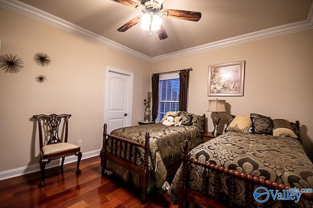 bedroom with ornamental molding, hardwood / wood-style floors, and ceiling fan