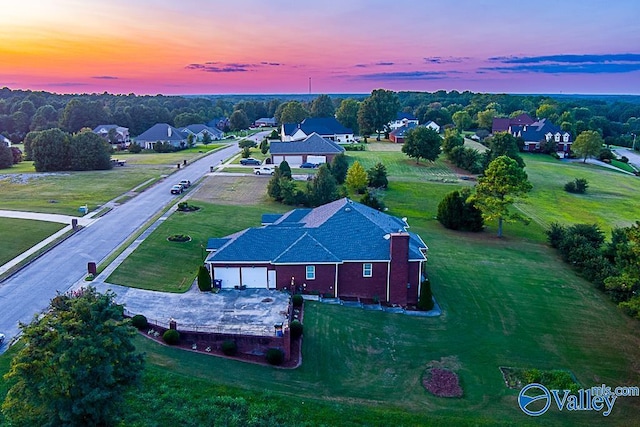 view of aerial view at dusk