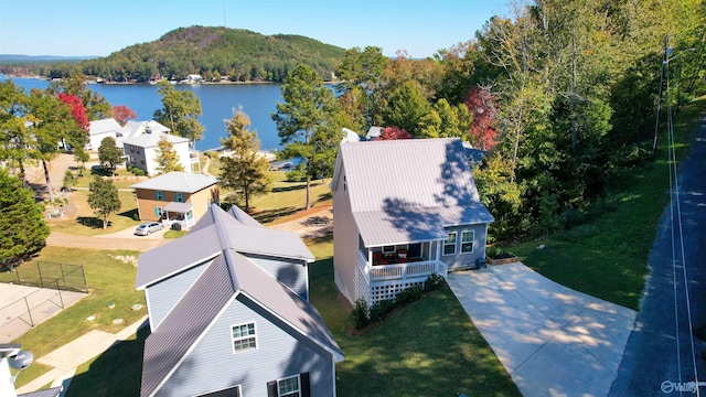 bird's eye view featuring a water and mountain view