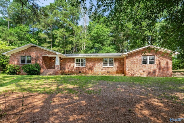2810 Mountain View Dr, Southside, AL 35907 - ranch-style home featuring crawl space, a front yard, and brick siding