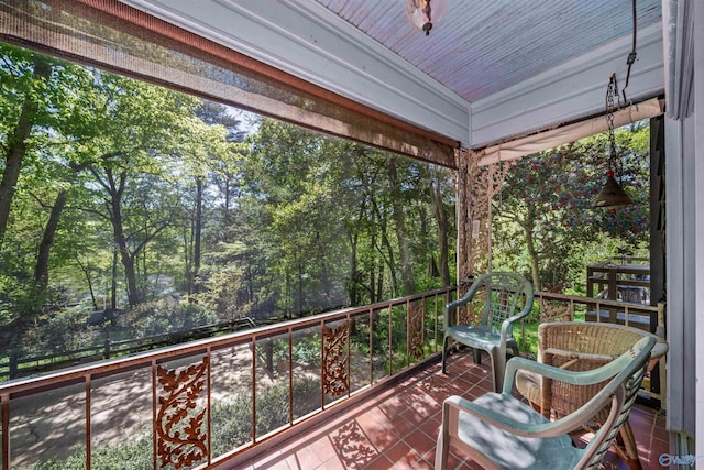view of sunroom / solarium