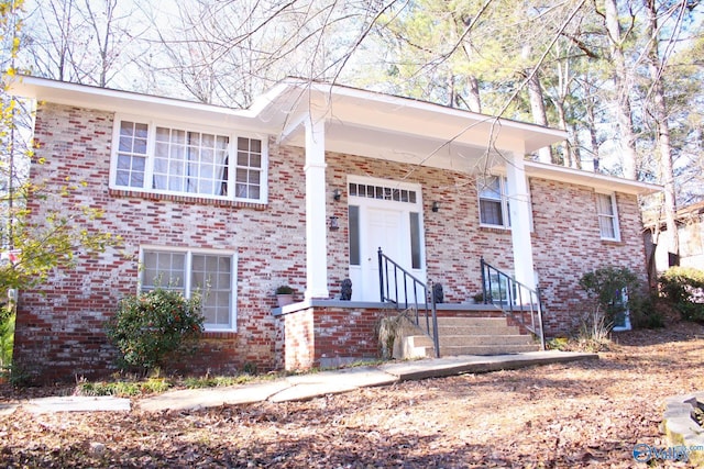 view of front of property with covered porch