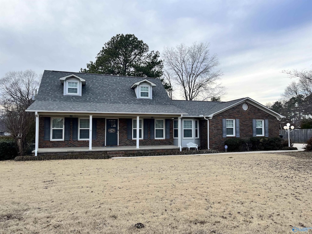 view of front of house featuring covered porch