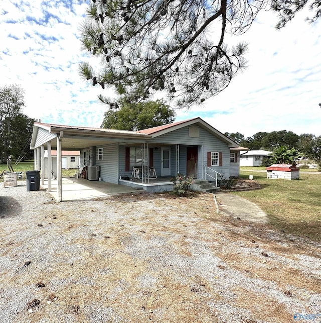 view of front of property with central AC