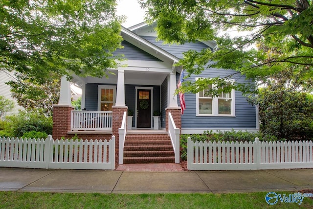 view of front facade featuring a porch